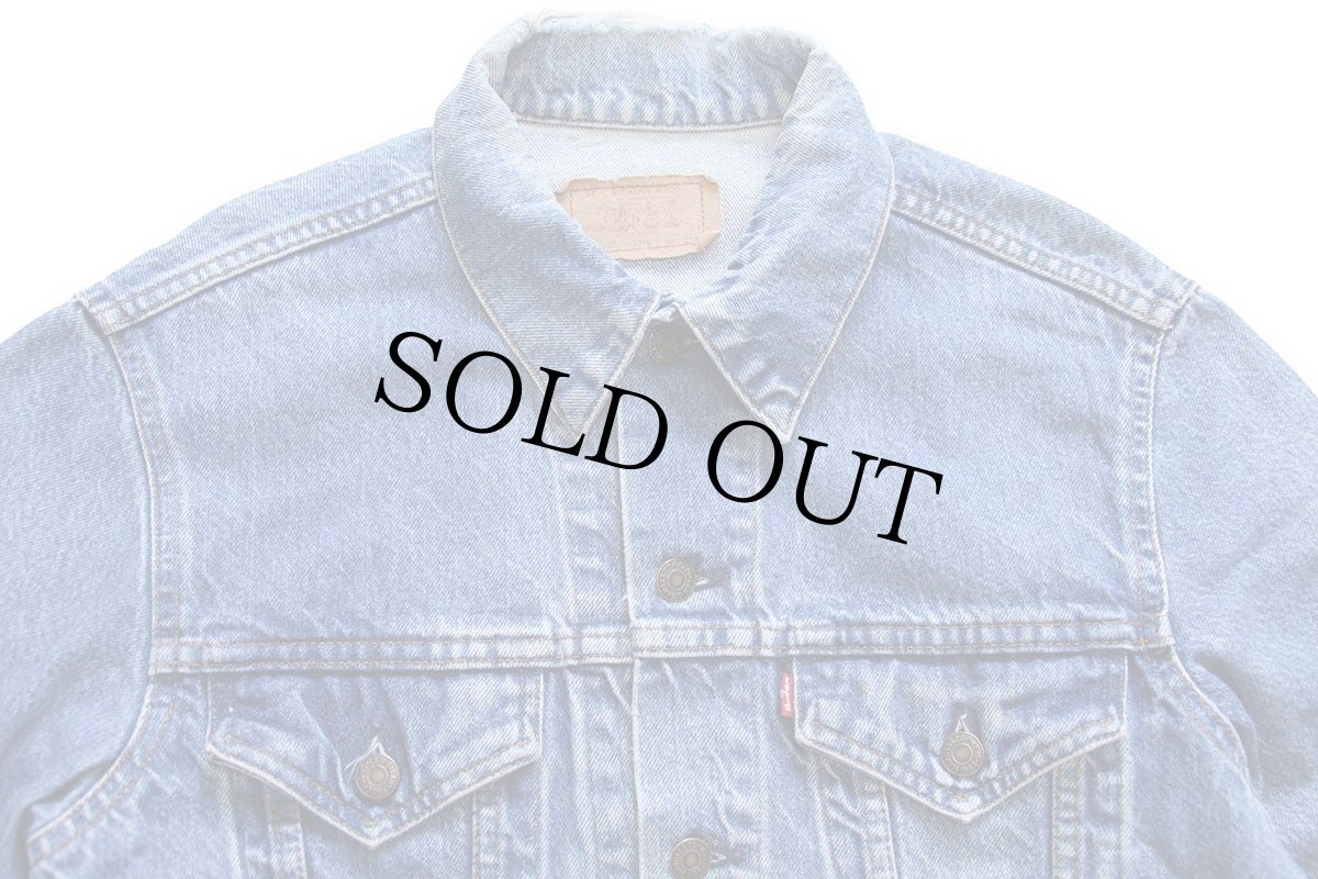 画像3: 80s USA製 Levi'sリーバイス 70506 ダメージ デニムジャケット 4ポケット 40R (3)
