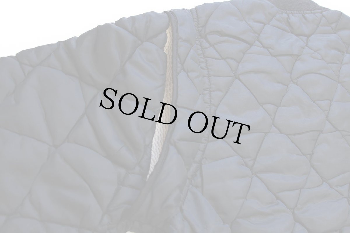 画像7: 60s UNKNOWN サーマルライナー ナイロン キルティングジャケット 黒 (7)