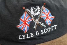 画像7: LYLE&SCOTT ユニオンジャック 刺繍 ツートン 切り替え ボア耳当て付き ナイロン×レザーキャップ 黒×茶 (7)
