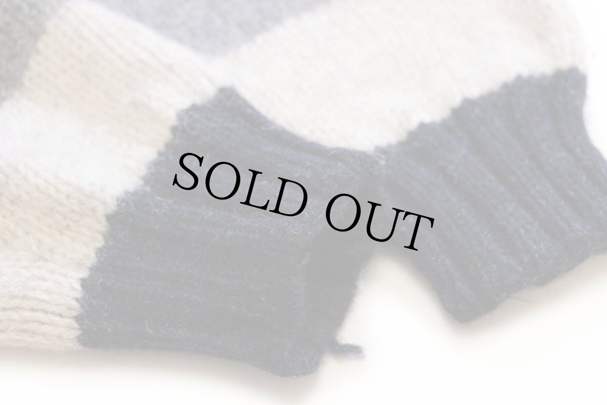 画像9: 90s イタリア製 Blue Family BENETTONベネトン フォークロア柄×ボーダー 襟付き ウールニット セーター XL (9)