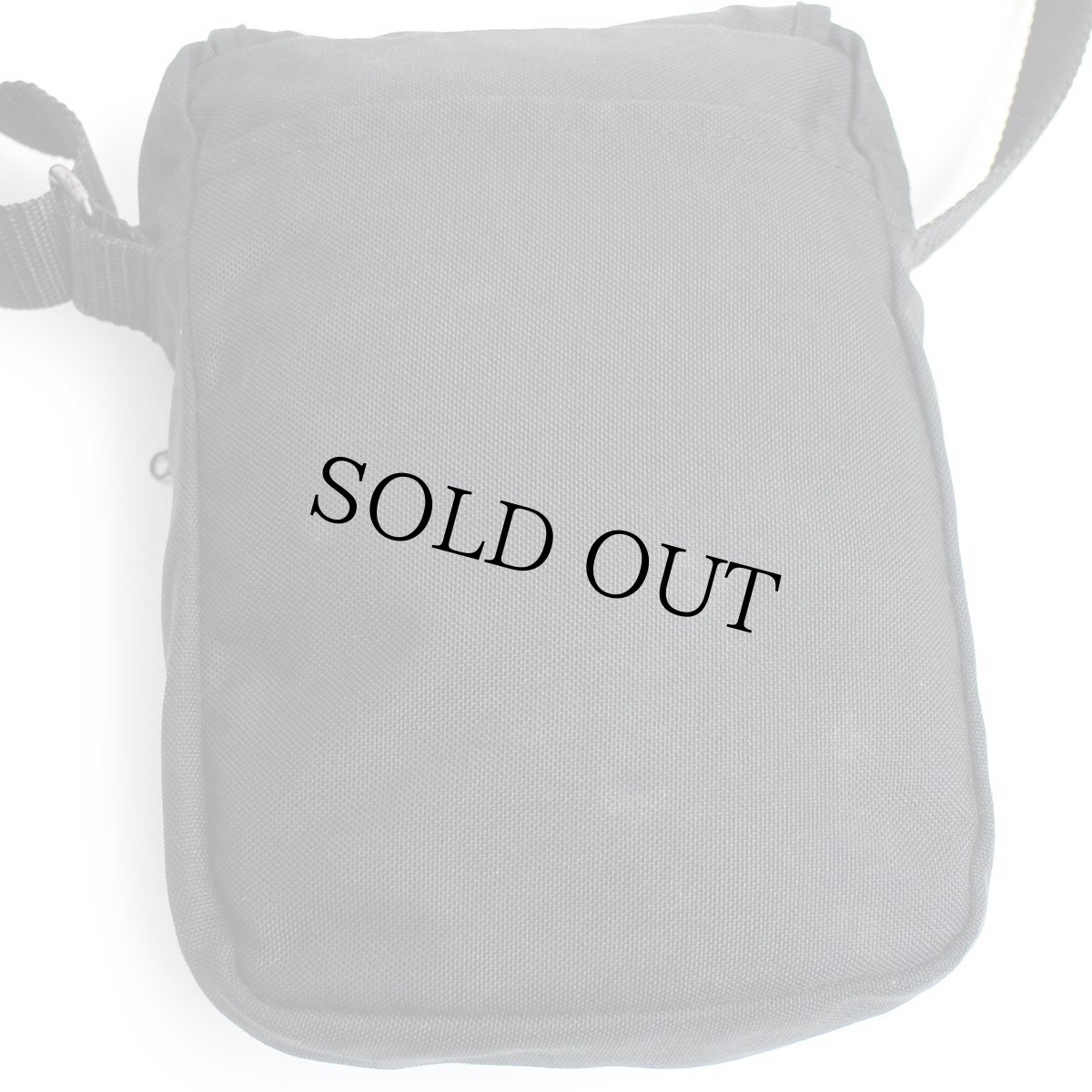 画像2: 00s Eagle Creek ナイロン ショルダーバッグ 黒 フェード (2)