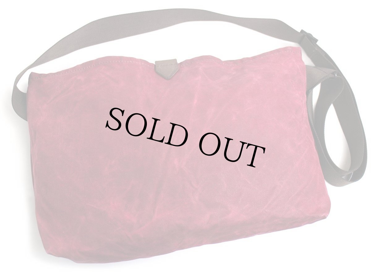 画像2: USA製 WATERFIELD オイルドコットン ショルダーバッグ ワインレッド★サコッシュ (2)