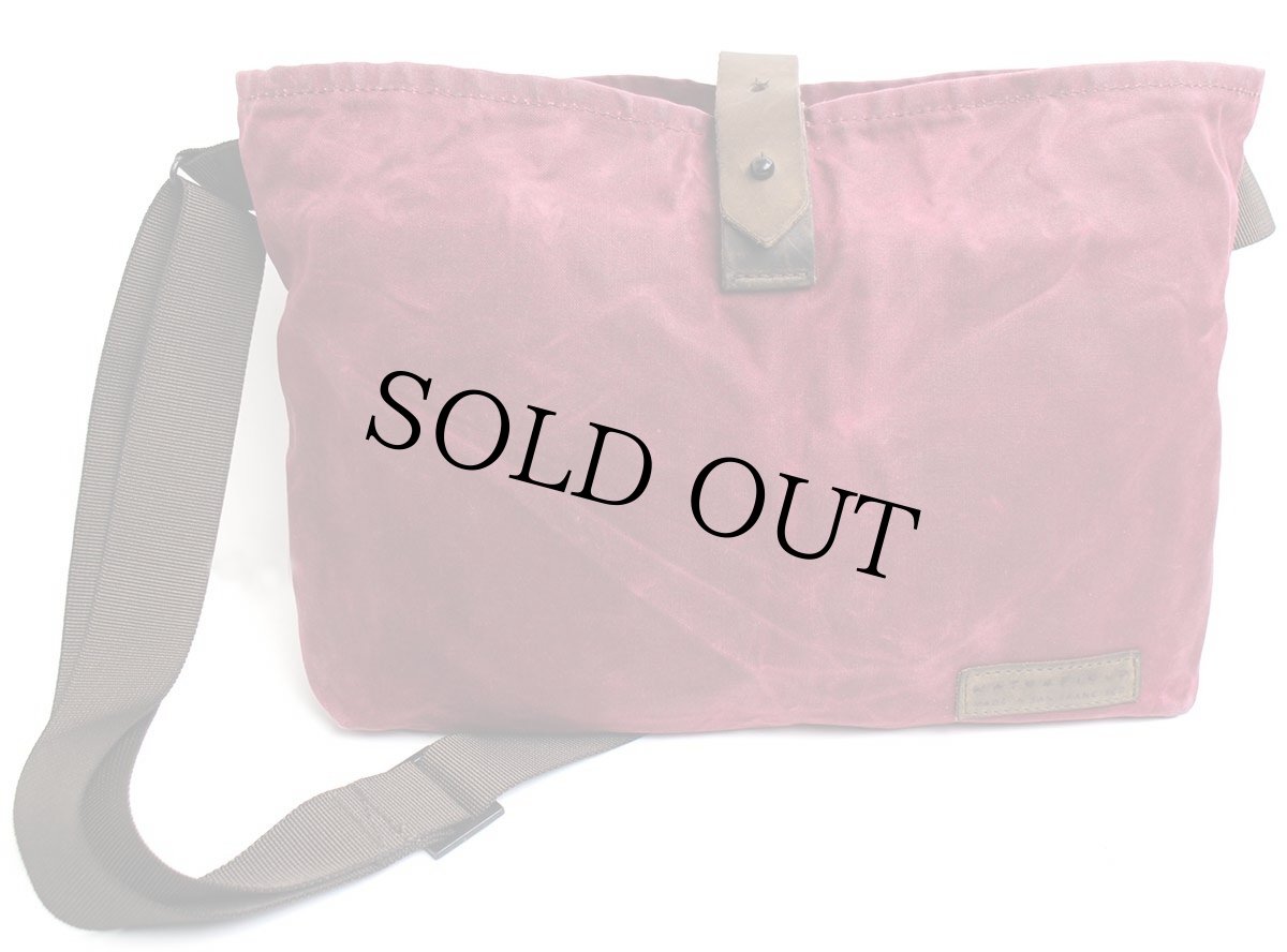 画像3: USA製 WATERFIELD オイルドコットン ショルダーバッグ ワインレッド★サコッシュ (3)