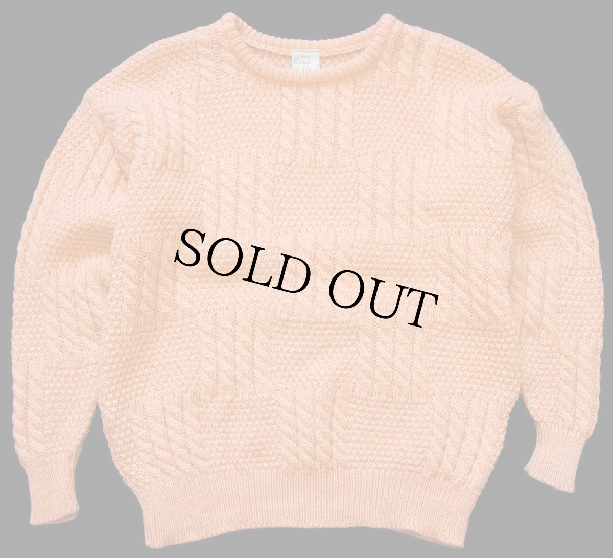 画像1: アイルランド製 Carraig Donn ケーブル編み パネル切り替え ウールニット セーター サーモンピンク★フィッシャーマン (1)