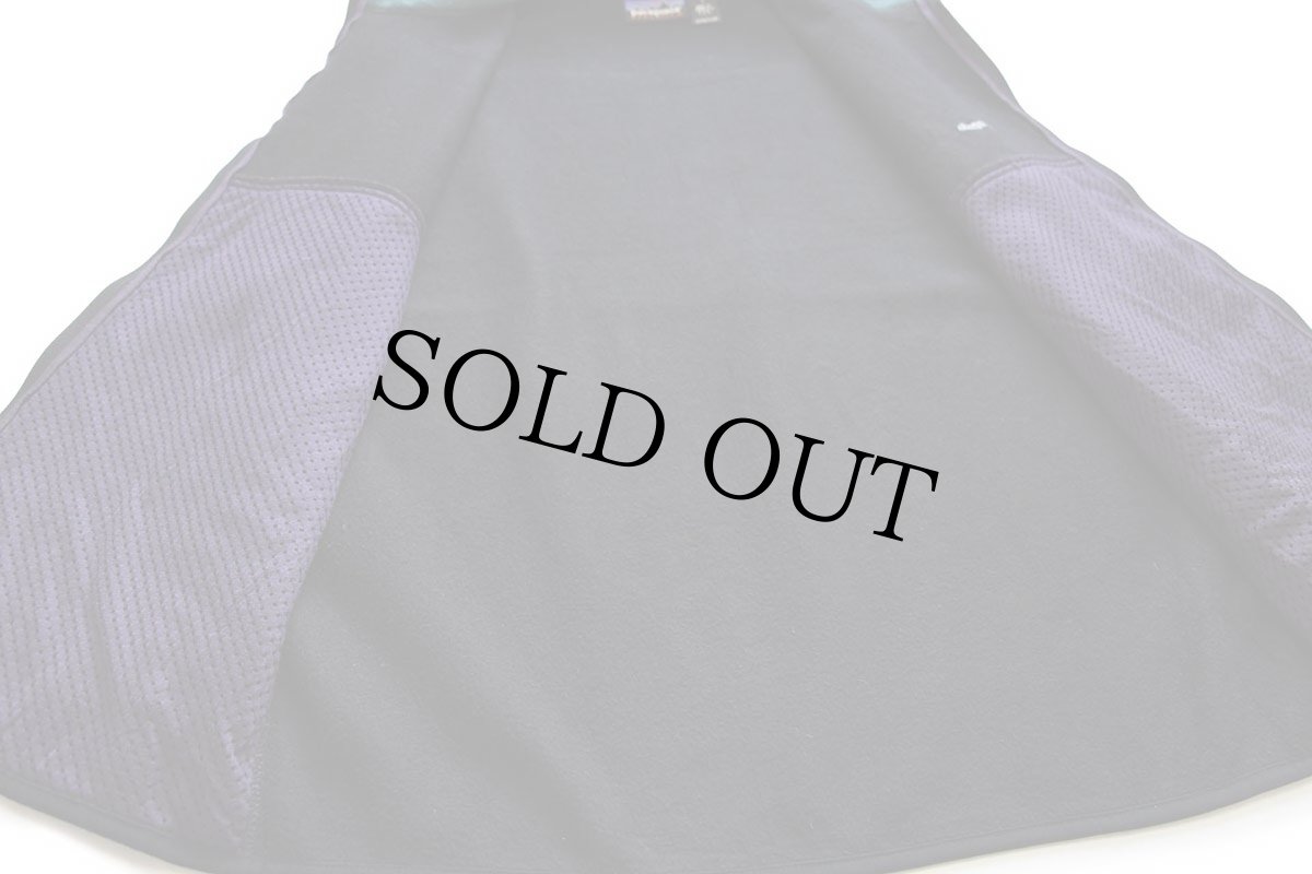 画像6: 90s USA製 patagoniaパタゴニア ロゴ刺繍 シンチラ フリースベスト 黒 L (6)