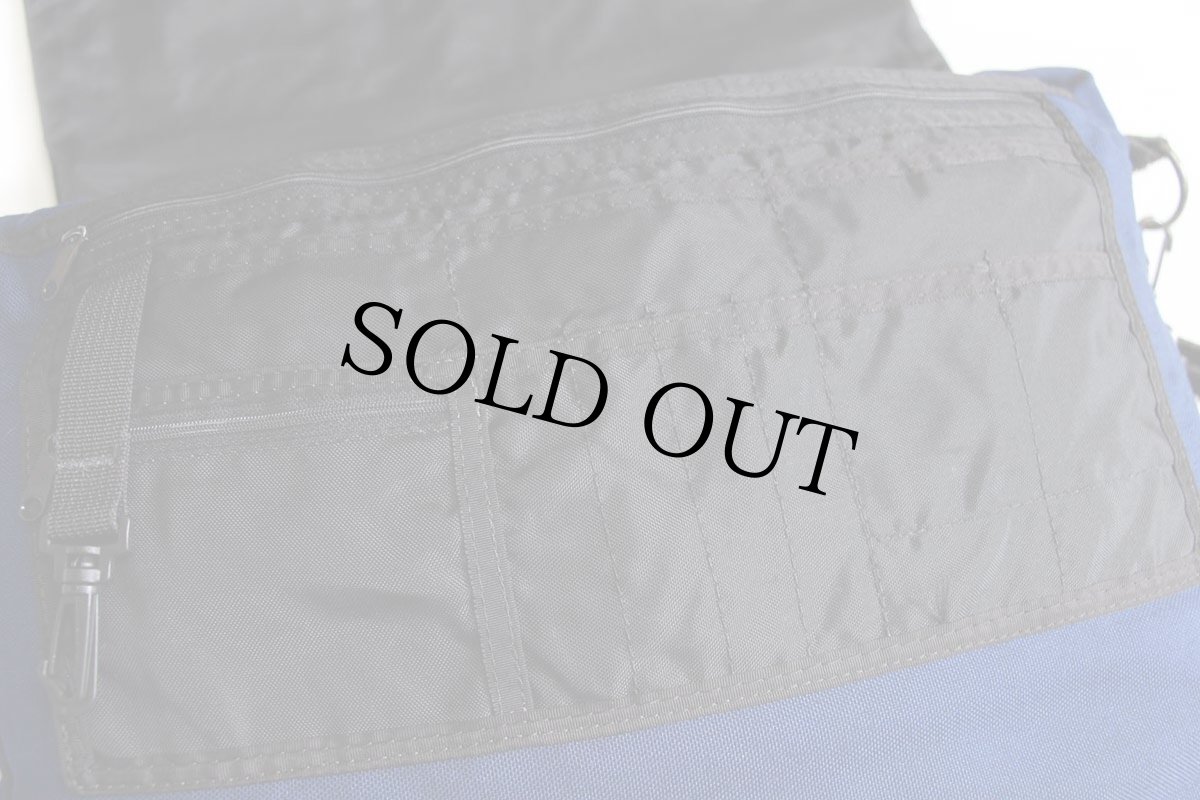 画像7: 90s USA製 EddieBauerエディーバウアー 2WAY ナイロン ショルダーバッグ 紺 (7)