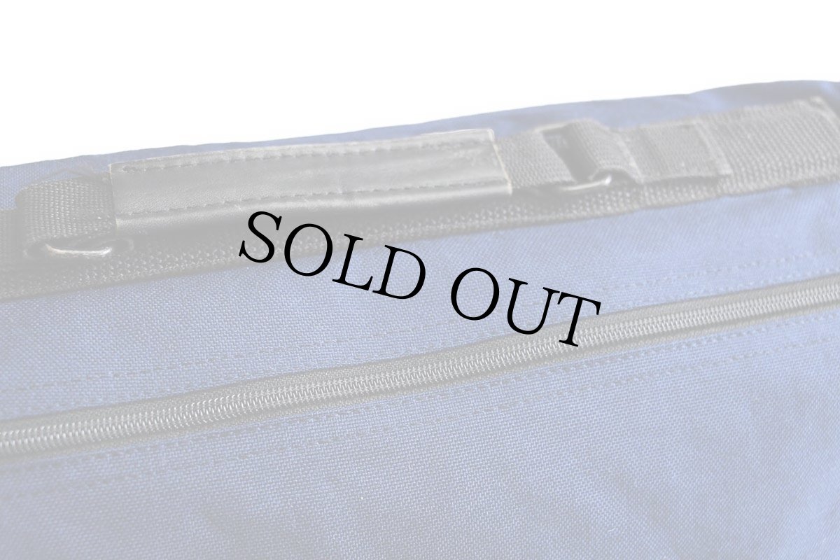 画像6: 90s USA製 EddieBauerエディーバウアー 2WAY ナイロン ショルダーバッグ 紺 (6)