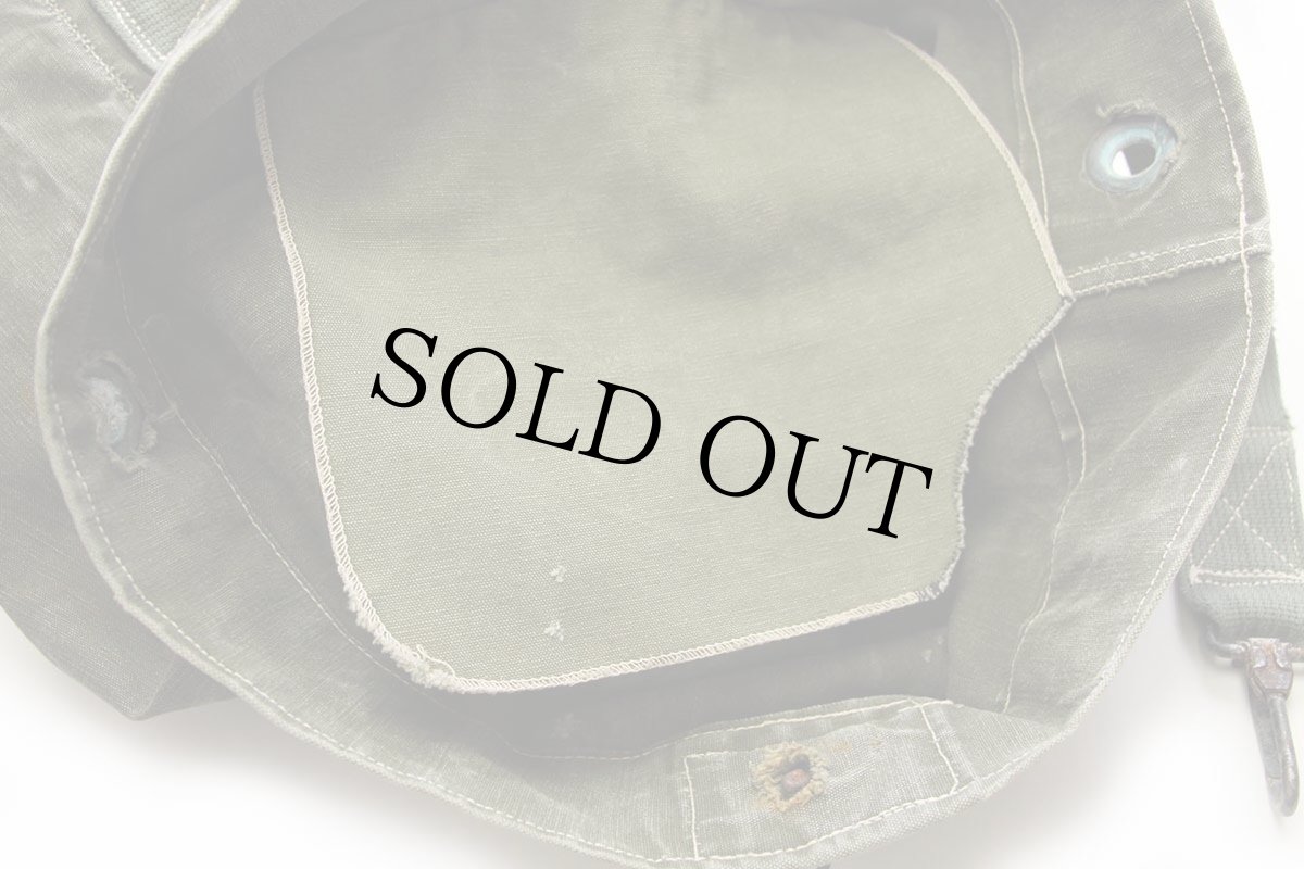 画像7: 40s 米軍 US ステンシル ダメージ コットン キャンバス ダッフルバッグ オリーブドラブ (7)