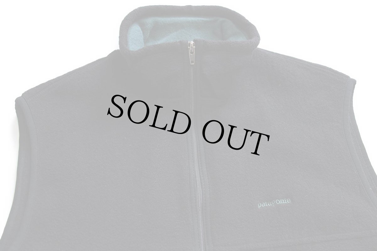 画像3: 90s USA製 patagoniaパタゴニア ロゴ刺繍 シンチラ フリースベスト 黒 L (3)