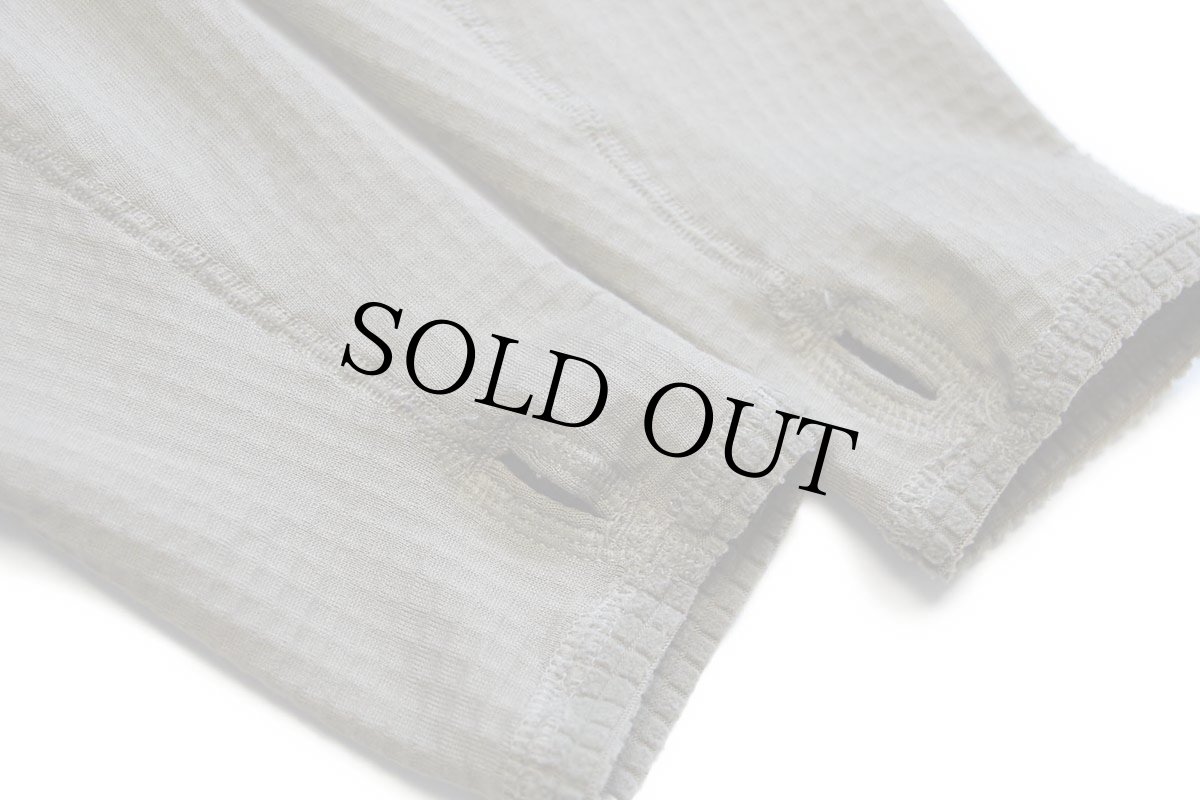 画像6: 18 米軍 ECWCS GEN3 LEVEL2 グリッドフリースシャツ コヨーテブラウン S-S (6)