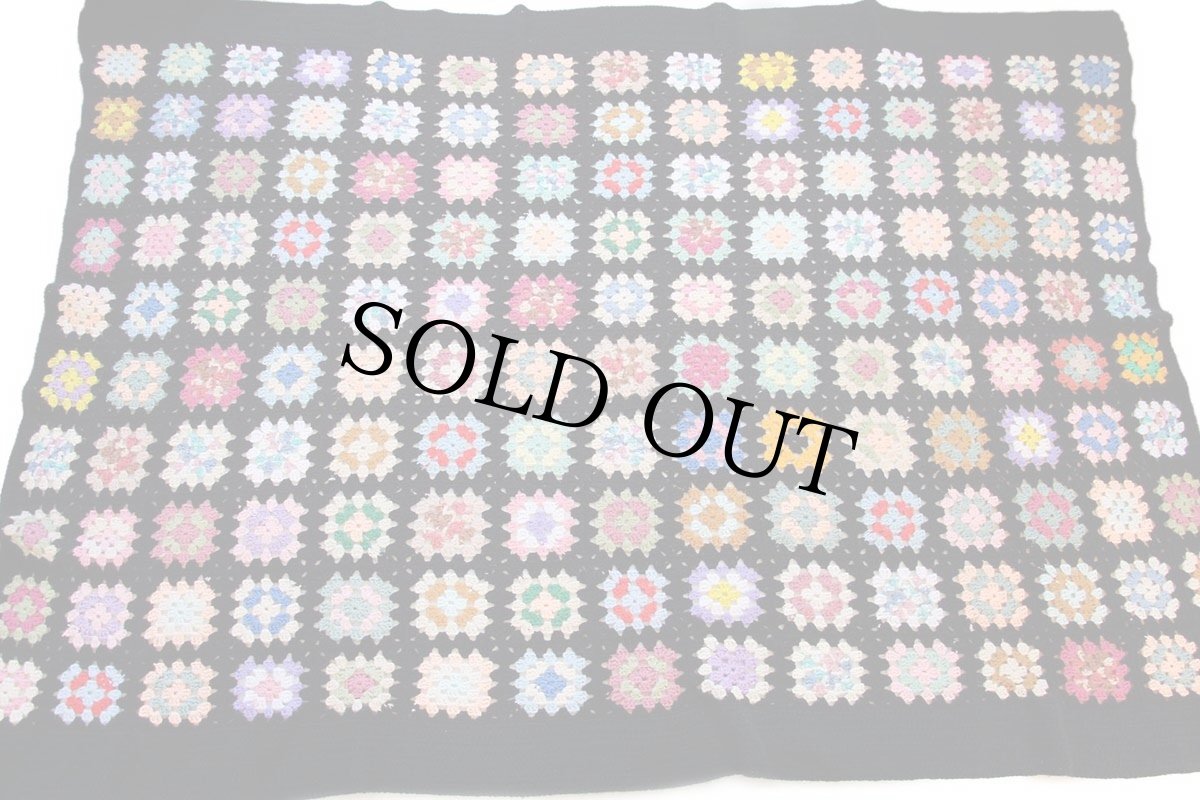 画像2: スクエア モチーフ ニット グラニー ブランケット 黒 大判★カギ編み (2)