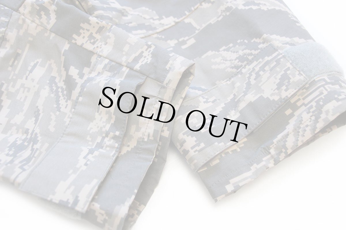 画像7: 00s 米軍 USAF APECS ABU デジタル タイガーカモ GORE-TEXゴアテックスパーカー XS-S (7)