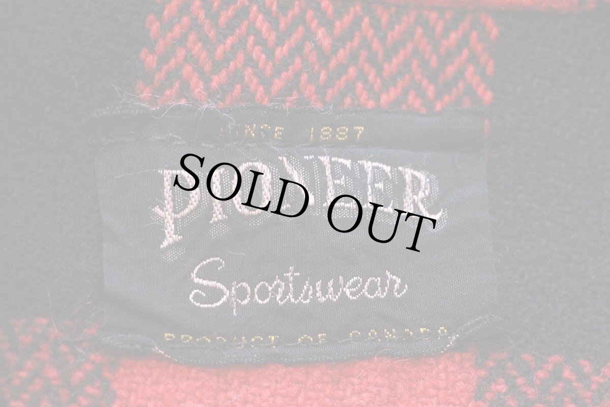 画像4: 60s カナダ製 PIONEER バッファローチェック マッキーノ ウールジャケット 赤×黒 (4)