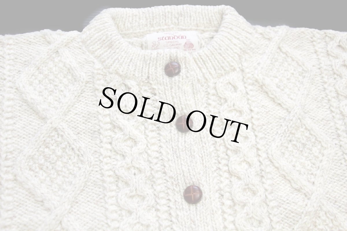 画像3: アイルランド製 stanoun ケーブル編み ウール ハンドニット カーディガン ナチュラル×ベージュ★フィッシャーマン (3)