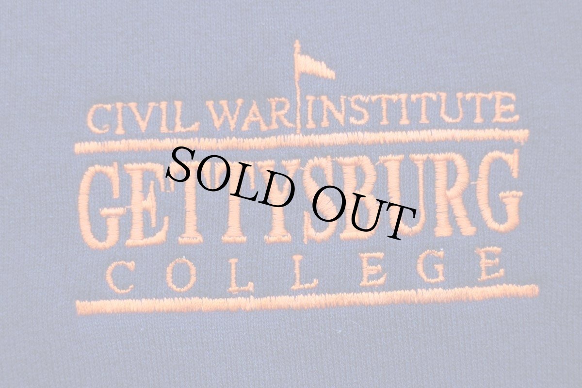 画像4: 90s USA製 RUSSELLラッセル CIVIL WAR INSTITUTE GETTYSBURG COLLEGE 刺繍 前V スウェット 紺 XL (4)