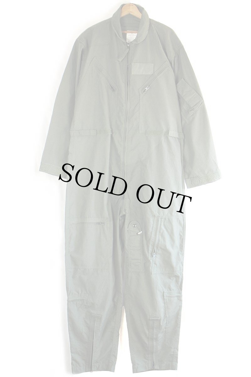 画像2: 15 米軍 CWU-27/P カバーオール アラミド フライトスーツ セージグリーン 48R★つなぎ (2)