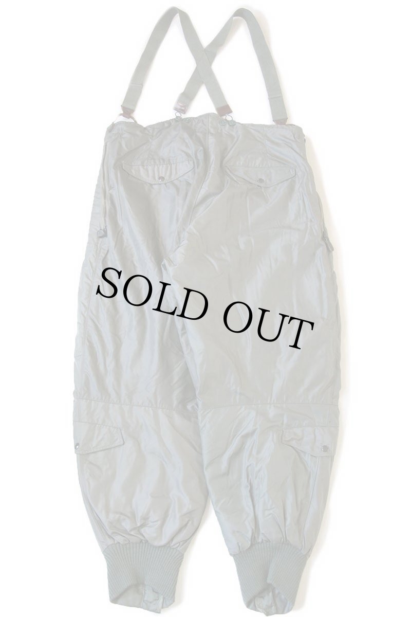 画像3: 50s 米軍 USAF A-11D ナイロン フライトパンツ サスペンダー付き セージグリーン 40 (3)