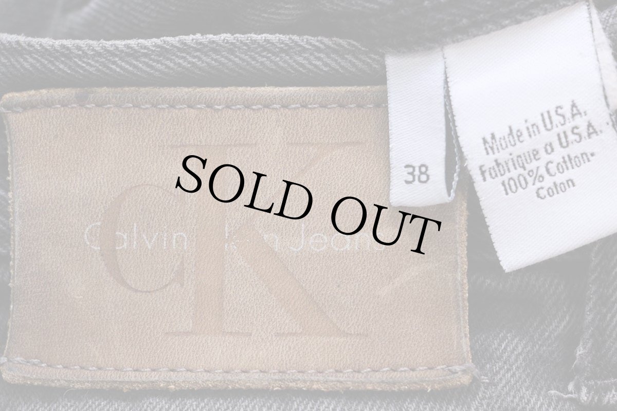 画像6: 90s USA製 Calvin Kleinカルバンクライン テーパード ブラック デニムパンツ フェード w38 (6)