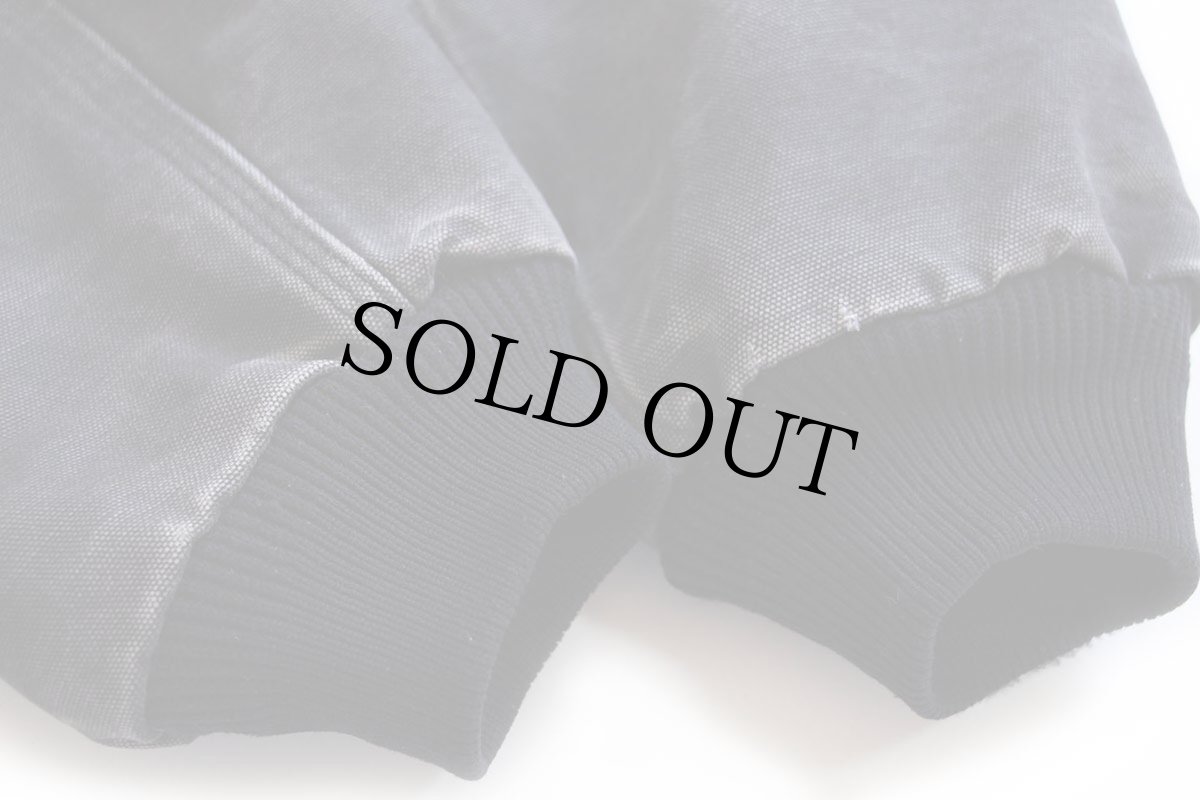 画像7: メキシコ製 carharttカーハート 刺繍入り キルティングライナー ダック地 アクティブジャケット パーカー 黒 フェード XL (7)