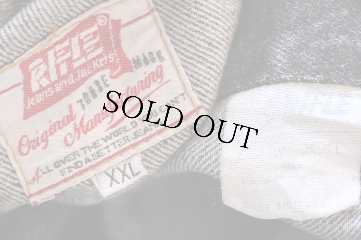 画像4: 90s イタリア製 RIFLE 先染め ブラック デニムジャケット 4ポケット XXL★特大 (4)