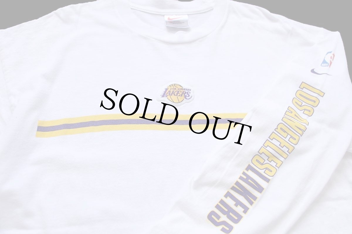 画像3: 90s USA製 NIKEナイキ NBA LOS ANGELES LAKERS レイカーズ パッチ&袖プリント コットン 長袖Tシャツ 白 L (3)