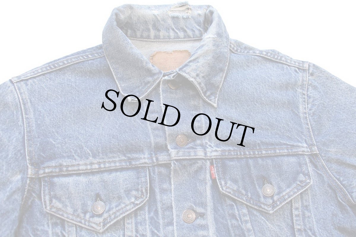 画像3: 80s USA製 Levi'sリーバイス 71205 ダメージ デニムジャケット 42L (3)