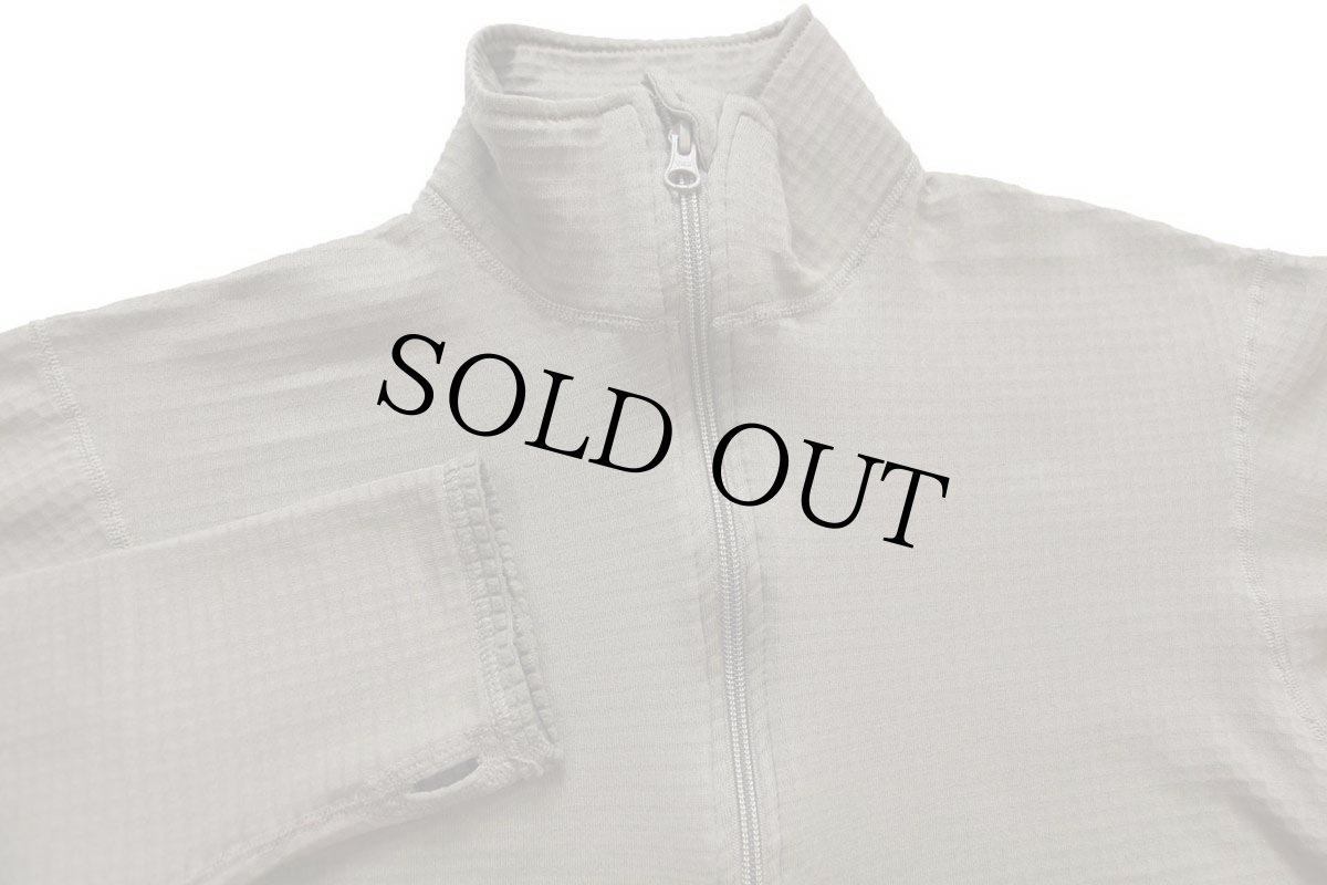 画像3: 米軍 ECWCS GEN3 LEVEL2 グリッドフリースシャツ コヨーテブラウン S-R (3)