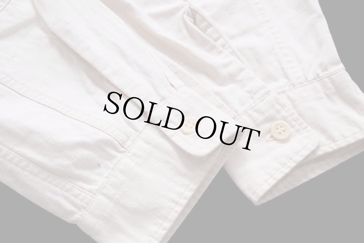 画像8: ルーマニア製 LEVI'Sリーバイス 刺繍入り エルボーパッチ コットン ワークシャツ 生成り L★ユーロ (8)