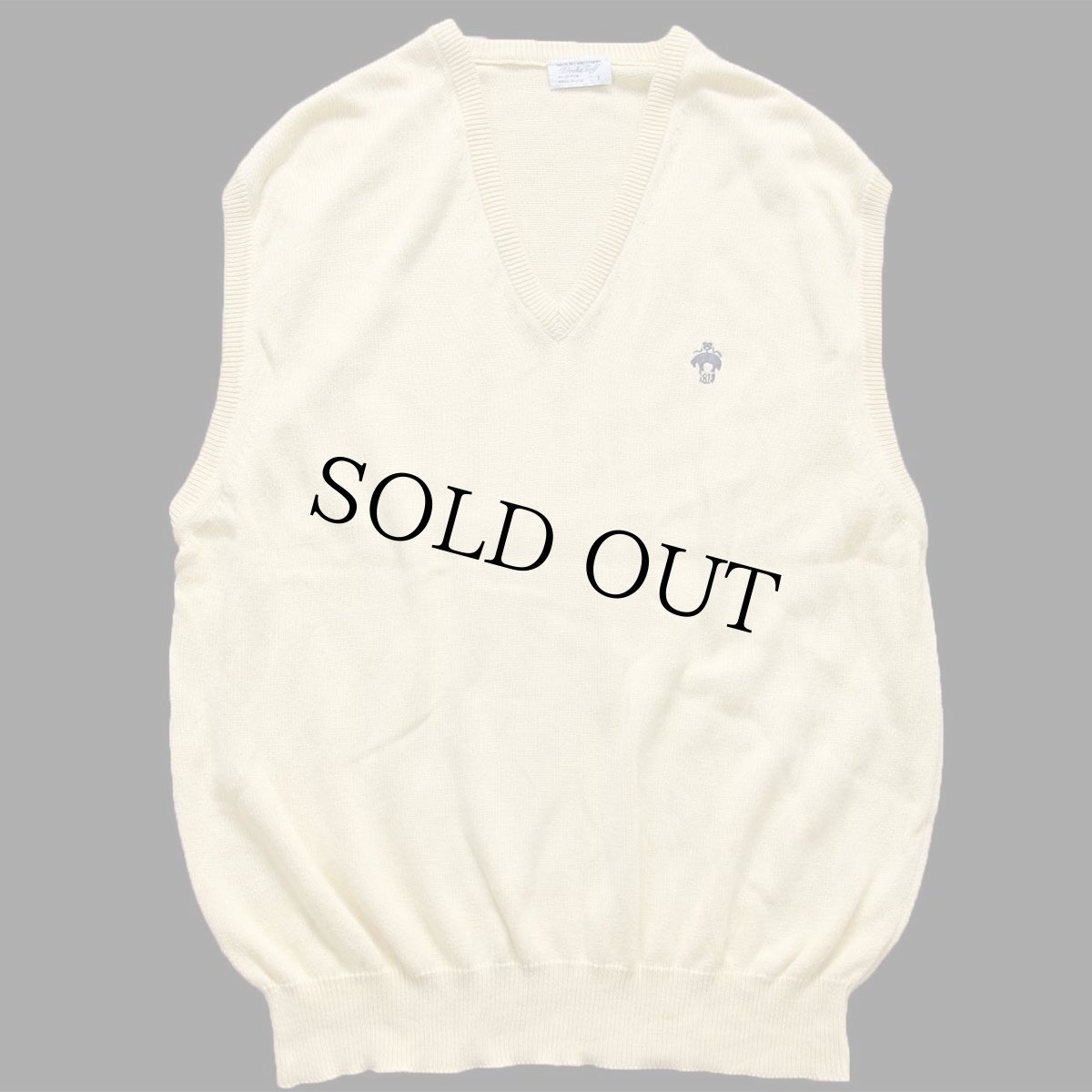 画像1: 90s USA製 BROOKS BROTHERS Brooks Golf ブルックスブラザーズ ワンポイント Vネック コットンニット ベスト セーター 薄黄 L (1)