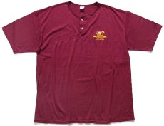 画像2: 90s USA製 MARTINS AUTOMOTIVE & VALUE TIRE 刺繍 ヘンリーネック Tシャツ バーガンディ XXL★特大 (2)