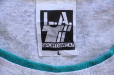 画像4: 90s USA製 Cape Hatteras NC シェル アート レイヤードネック&スリーブ コットンTシャツ 杢ライトグレー×グリーン L (4)