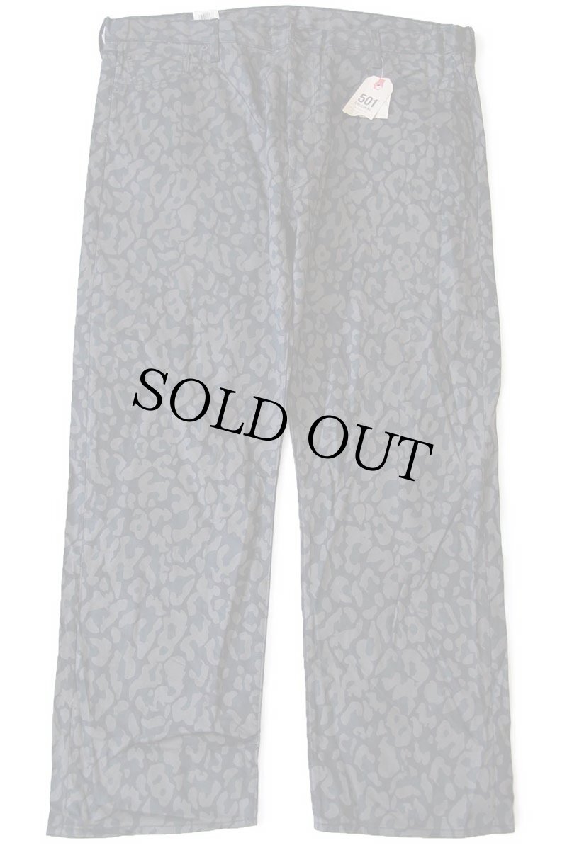 画像2: 未使用★Levi'sリーバイス 501 迷彩柄 デニムパンツ W46 L32★特大 (2)