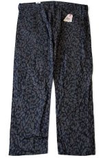 画像2: 未使用★Levi'sリーバイス 501 迷彩柄 デニムパンツ w46 L32★特大 (2)