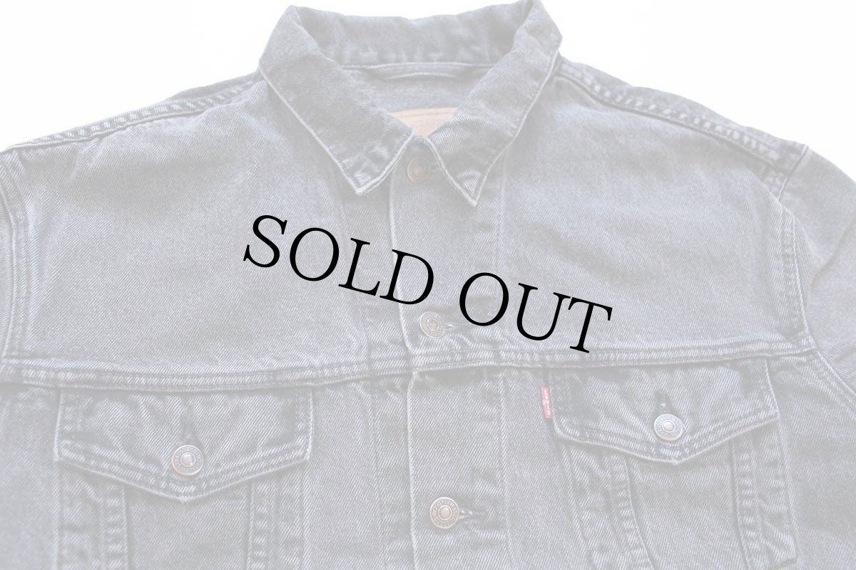 画像3: 90s Levi'sリーバイス 70503 ブラック デニムジャケット フェード 4ポケット XL★ユーロ (3)