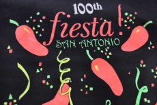 画像4: 90s USA製 Leeリー 100th Fiesta! SAN ANTONIO トウガラシ 蛍光プリント コットンTシャツ 黒 L (4)