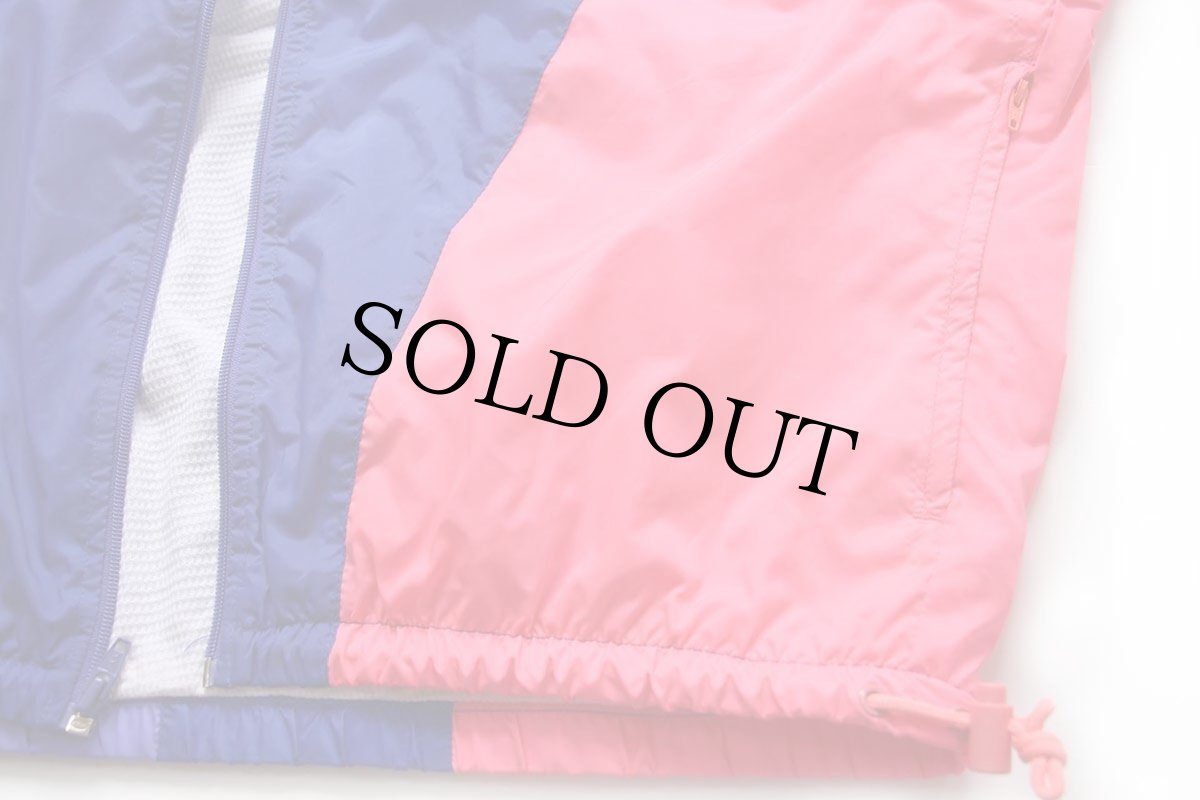 画像5: 90s NIKEナイキ ロゴ刺繍 マルチカラー アシンメトリー ナイロンジャケット 蛍光 M (5)