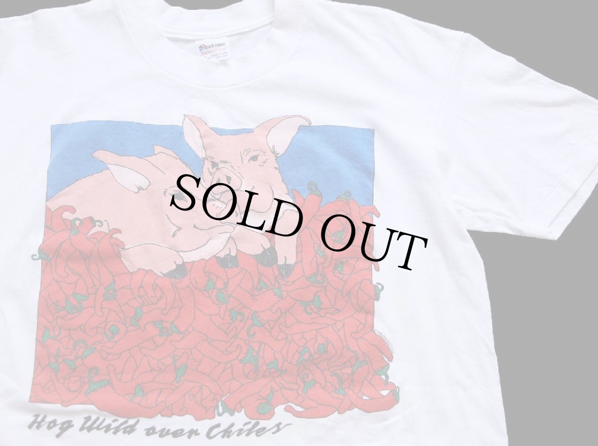 画像1: 90s USA製 Hog Wild over Chiles ピッグ トウガラシ アート コットンTシャツ 白 L (1)