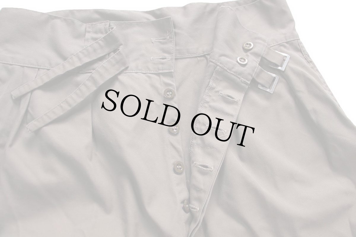 画像4: 00s イタリア軍 ツータック コットンツイル グルカショーツ ショートパンツ グレーブラウン 1★B (4)