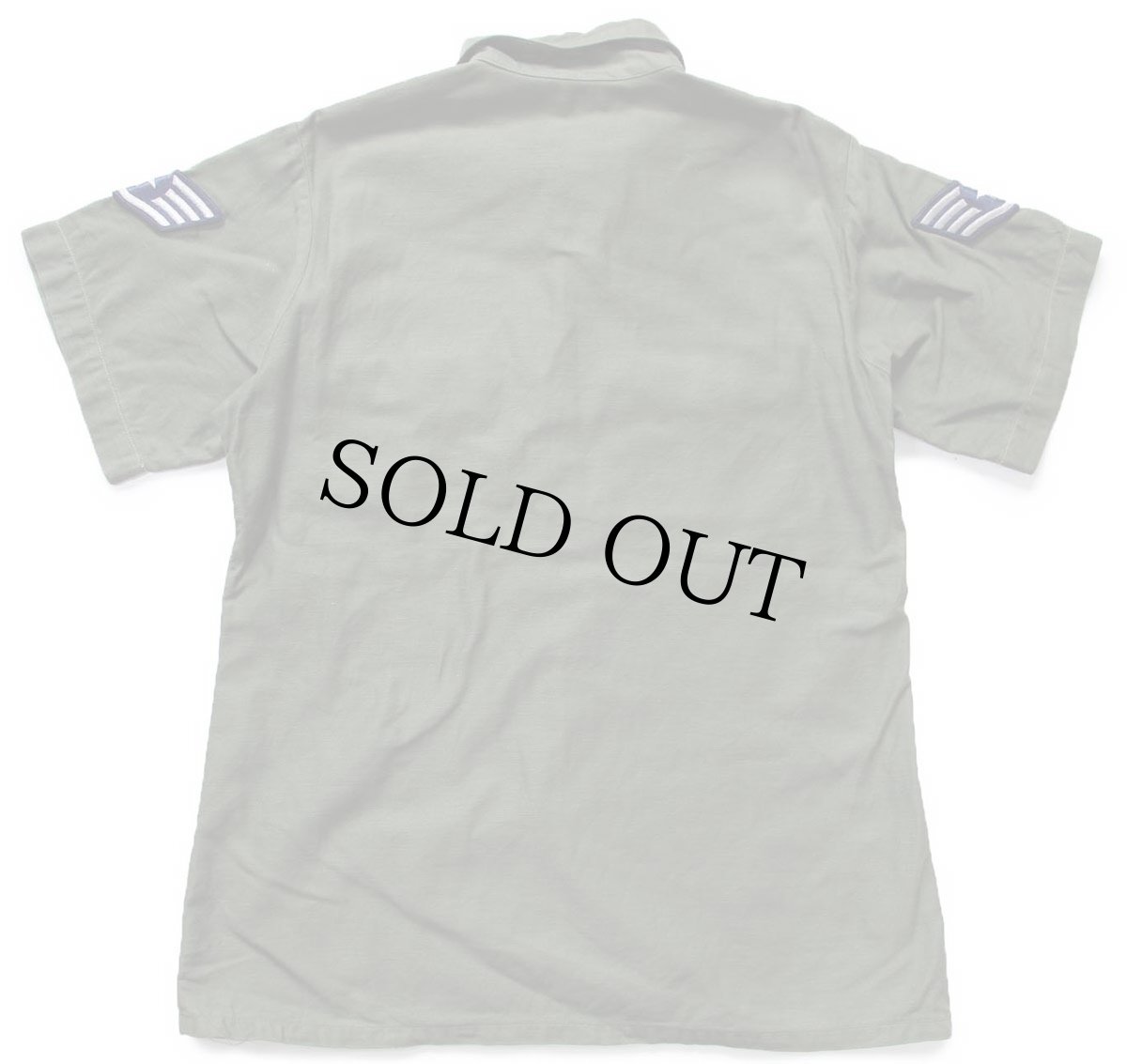 画像2: 70s 米軍 U.S.AIR FORCE パッチ付き 半袖 コットンサテン ユーティリティシャツ カスタム オリーブ 15.5 (2)