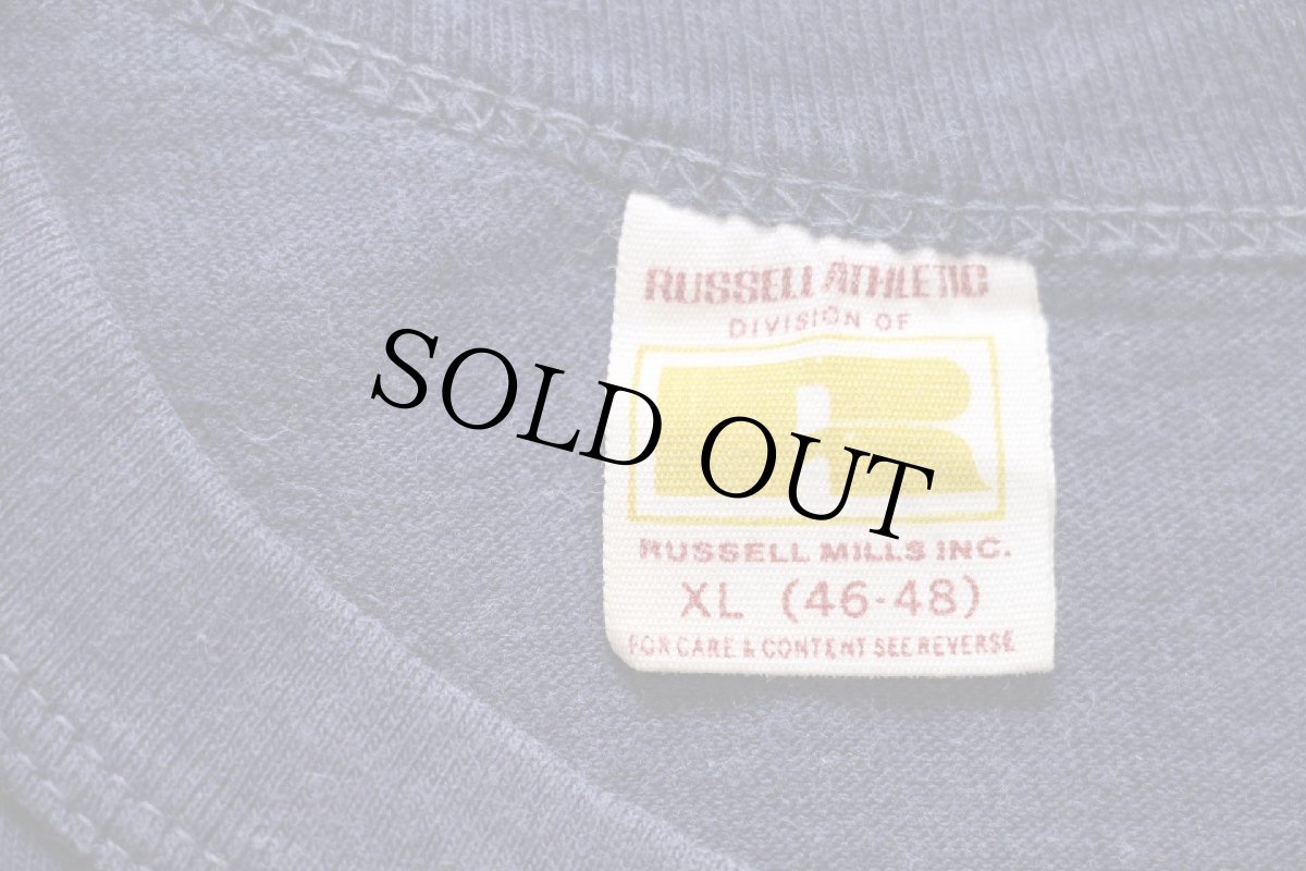 画像5: 70s USA製 RUSSELLラッセル SHAWNEE MISSION SOUTH ANCHORETTES ひび割れプリント コットンTシャツ 紺 フェード (5)