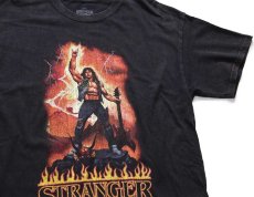 画像1: NETFLIX STRANGER THINGS ストレンジャーシングス Eddie Munson コットンTシャツ 黒 M (1)
