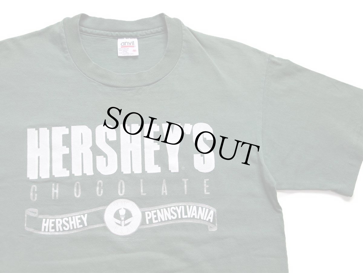 画像1: 90s USA製 HERSHEY'Sハーシーズ チョコレート ロゴ CHOCOLATE TOWN PENNSYLVANIA コットンTシャツ 緑 フェード M (1)