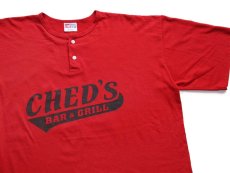 画像1: 90s USA製 CHED'S BAR & GRILL 17 ナンバリング ヘンリーネック Tシャツ 濃赤 XXL★特大 (1)
