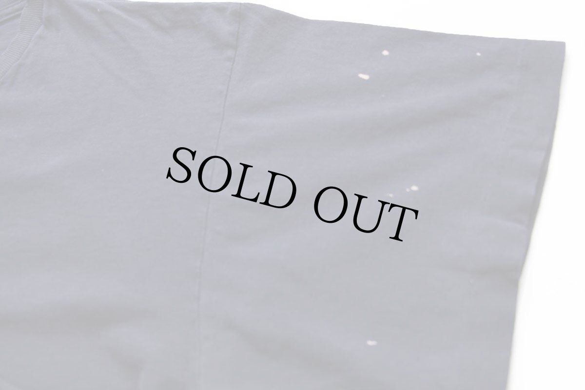 画像6: 90s USA製 Calvin Klein Jeans カルバンクライン ロゴ ひび割れプリント ブリーチ飛び コットンTシャツ 紺 L-XL (6)