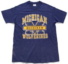 画像2: 90s USA製 Championチャンピオン MICHIGAN WOLVERINES ダメージ コットンTシャツ 紺 XL (2)