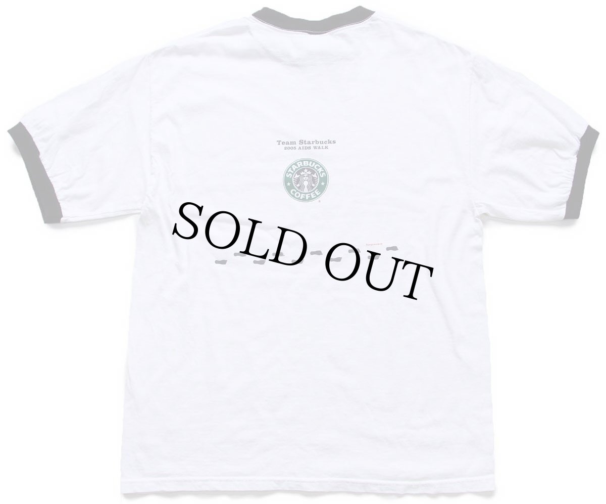 画像3: 00s STARBUCKS COFFEE スターバックス コーヒー ロゴ レッドリボン 足型 両面プリント コットン リンガーTシャツ 白×黒 L (3)