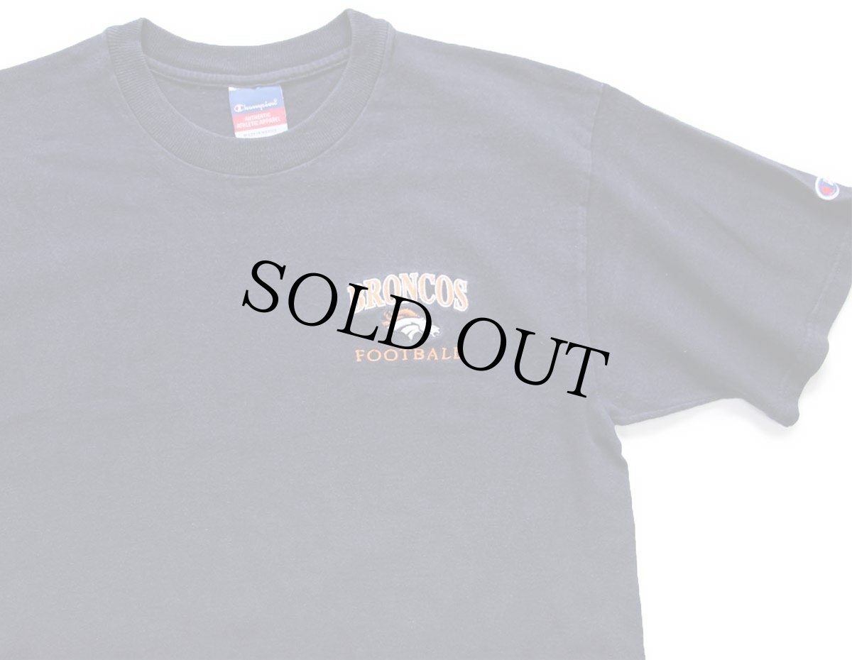 画像1: 00s メキシコ製 Championチャンピオン NFL BRONCOS FOOTBALL 刺繍 コットンTシャツ 紺 L (1)