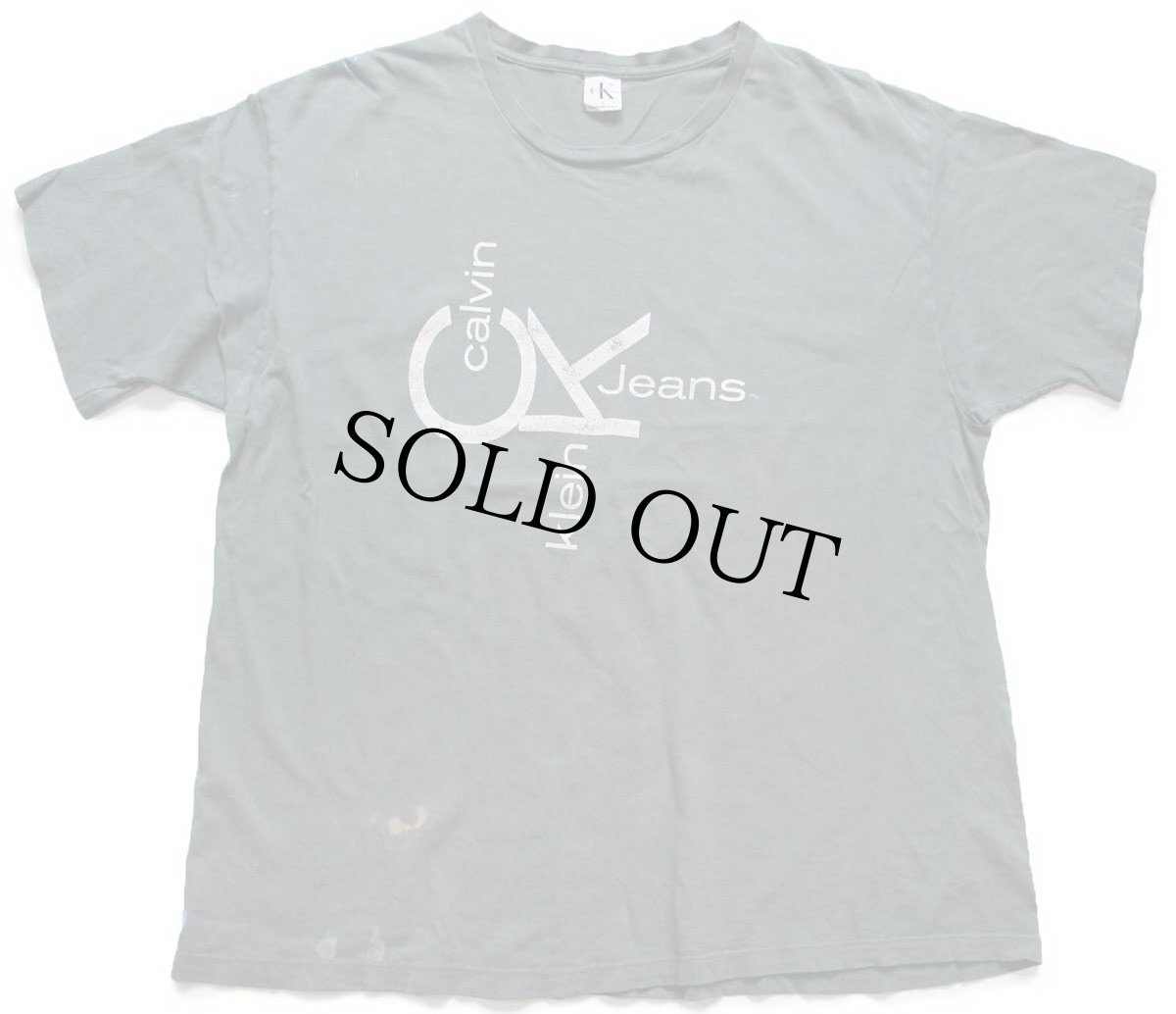 画像2: 90s USA製 Calvin Klein Jeans カルバンクライン ロゴ ひび割れプリント ペンキ飛び コットンTシャツ グリーングレー XL (2)