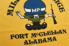 画像4: 80s MILITARY POLICE FORT McCLELLAN ALABAMA 両面プリント ペンキ飛び アスレチックTシャツ 黄 (4)