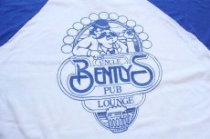 画像4: 80s USA製 UNCLE BENTLY'S PUB 両面プリント 七分袖 ラグランTシャツ 白×青 L (4)